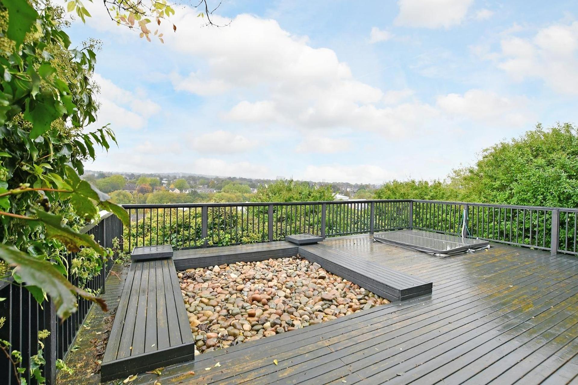 Villa West View 3 Bedroom Heeley
